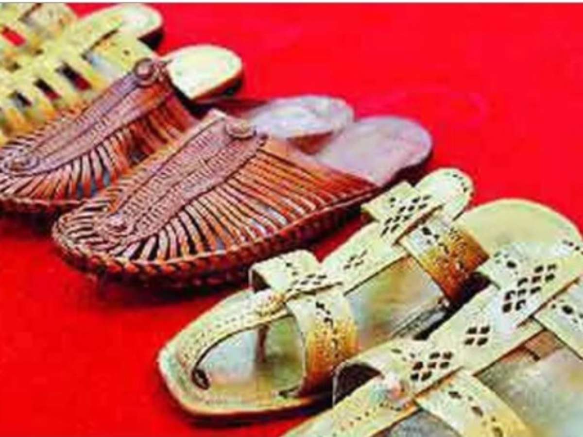 mirza chappal price