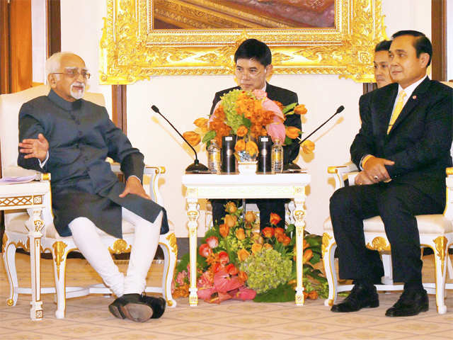 Hamid Ansari with Gen Prayut Chan Ocha