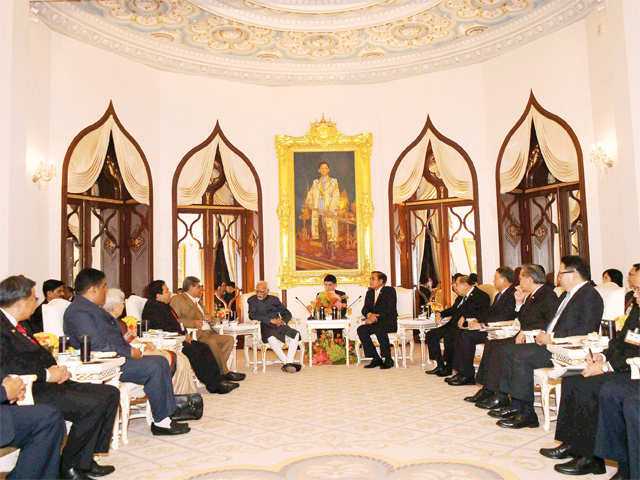 Hamid Ansari attends delegation-level talks