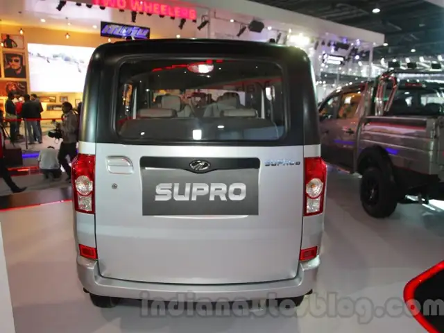 mahindra supro zx 8 seater price