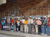 Fennell & delegates inspect indoor stadium