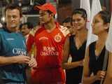 Adam Gilchrist, Anil Kumble