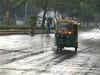 Rain brings temperature down in Delhi