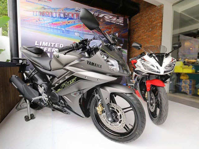 2016 Yamaha R15 launched in Indonesia at Rs 1.51 lakh