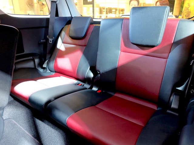 Dual Tone Red Black Seats 2016 Toyota Fortuner Trd