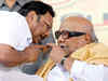 Alagiri meets DMK chief Karunanidhi