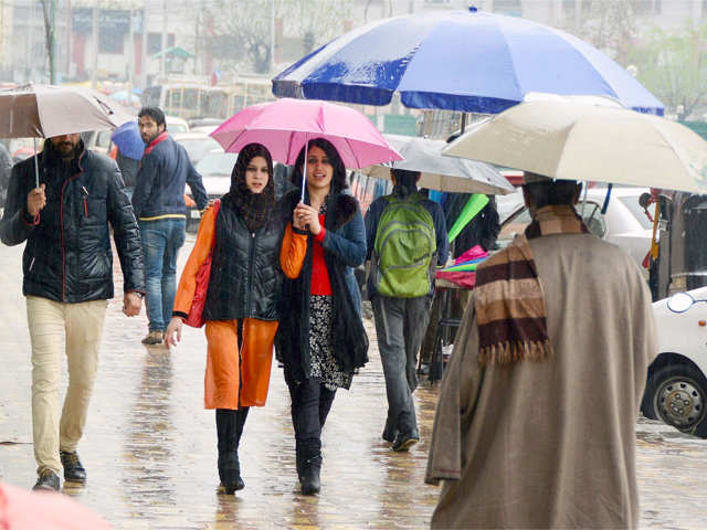 Rains in Srinagar