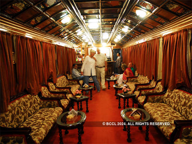 Has Palace on Wheels lost its charm?