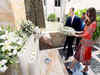 Duke, Duchess of Cambridge pay homage to 26/11 Mumbai attack victims