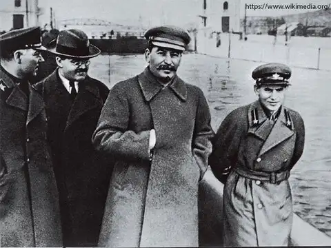 Joseph Staline Et Hitler Axis Powers | Countries & History