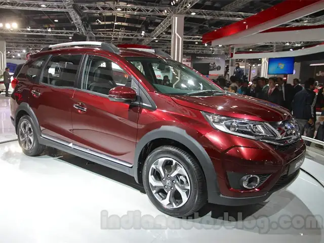 6 Speed Manual Gearbox Honda Br V Launched At Rs 8 75 Lakh The Economic Times