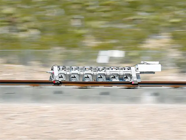 Hyperloop One: The rocket pod that can carry people, cargo at 700 mph ...