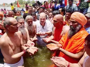 Shah visited the holy city on Wednesday to take a dip in the Kshipra river in the company of saints. Shah visited the holy city on Wednesday to take a dip in the Kshipra river in the company of saints.