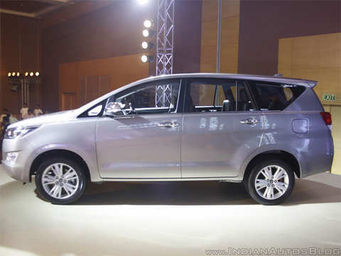 7 Seat Arrangement Toyota Innova Crysta Here S All You Need To