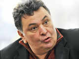Why name everything after Gandhis, asks Rishi Kapoor
