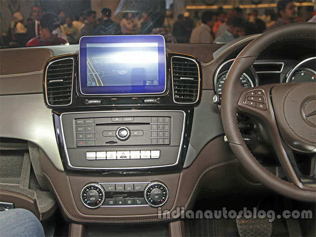It has 8-inch COMAND infotainment system