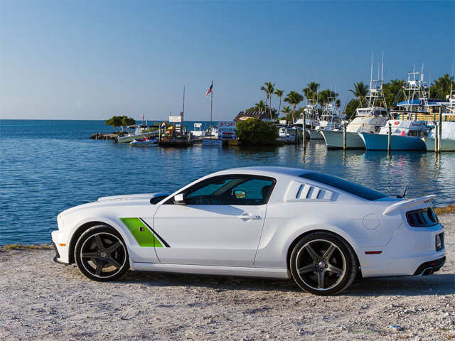 Ford Mustang customized by Roush Performance