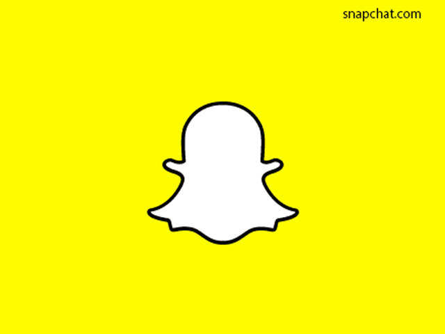 vroegrijp informatie hel Why can't I find my favourite Snapchat lens? - 12 Snapchat features you  need to know | The Economic Times