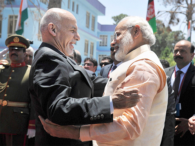 PM Modi being welcomed by Afghan President