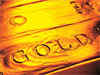 Gold hits fresh record on global leads