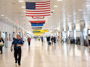 Aera Aera Moots Tentative Ceiling For Airports Capital Costs