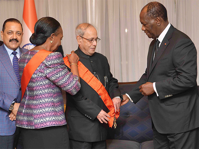 ​President receives highest civilian award of Ivory Coast