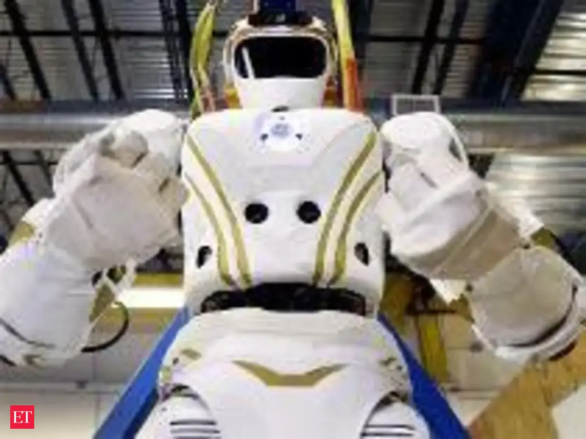 Betty: Robot Betty starts work as trainee manager in UK - The Economic ...
