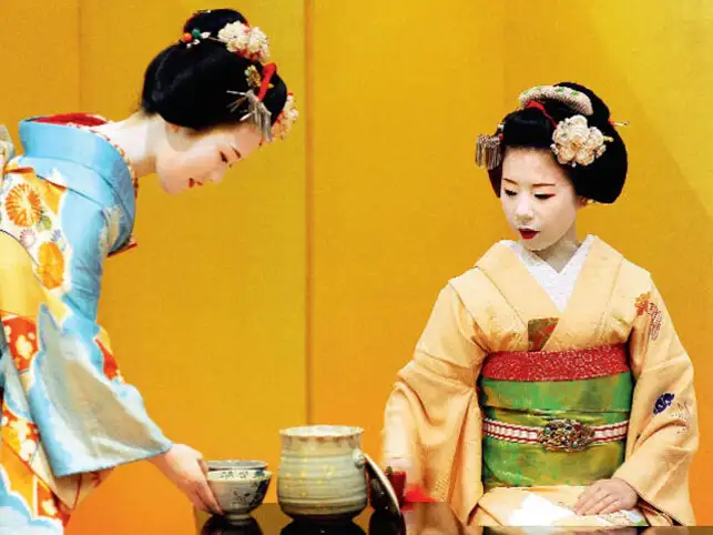 You could spend weeks and months in cities such as Kyoto or Nara where you can see architectural marvels & traditional highlights. You could spend weeks and months in cities such as Kyoto or Nara where you can see architectural marvels & traditional highlights.