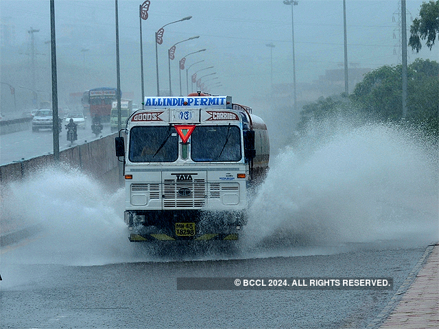 ​Water logging on Sion Panvel Highway