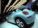 The new 2010 Volkswagen Beetle Convertible Final Edition at LA Auto Show