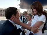 Sarkozy speaks to his wife Carla Bruni