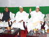 Nitish Kumar, Jitan Ram Manjhi attend Lalu Prasad's iftar party