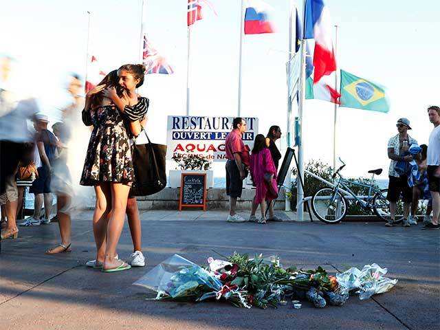 Prayer for Nice attack victims