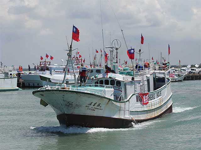 Taiwanese fisherman in South China Sea