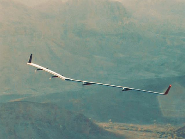 Not to miss: Facebook's Aquila drone takes flight
