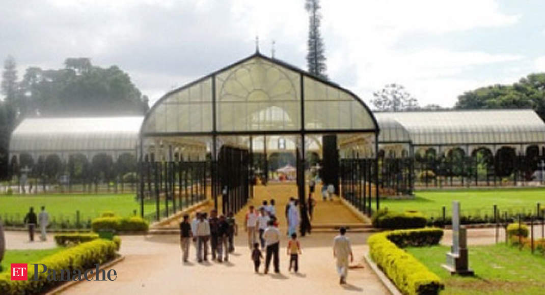 Is lalbagh safe for lovers?