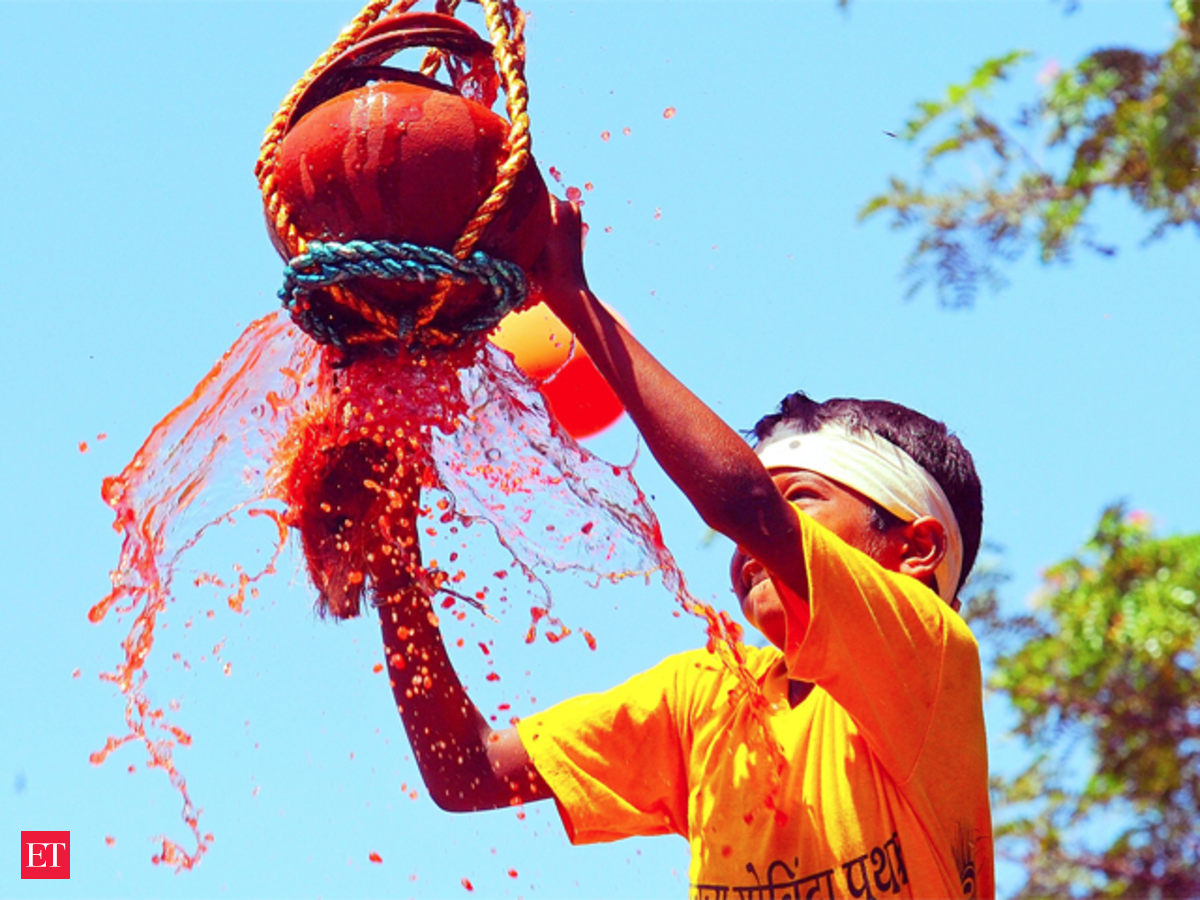 Government should have reversed order on Dahi Handi festival: Shiv Sena -  The Economic Times
