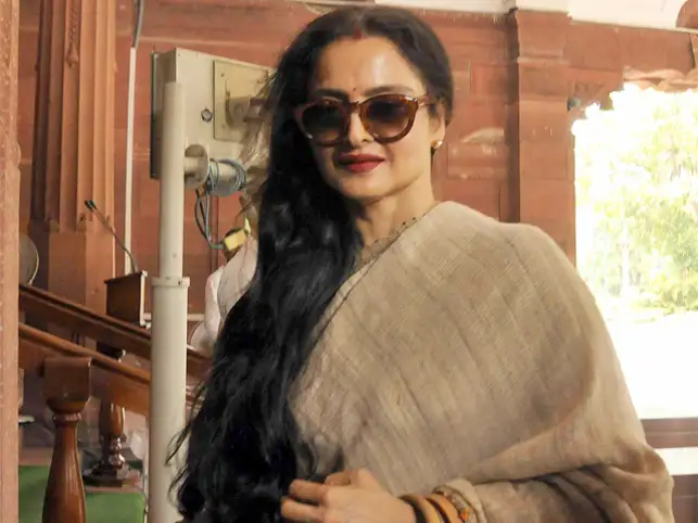 In a new book about the actress, author Yasser Usman shows a new side of the evergreen Bollywood diva. In a new book about the actress, author Yasser Usman shows a new side of the evergreen Bollywood diva.