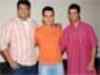 3 idiots: Chetan seeks credit, Aamir says what for