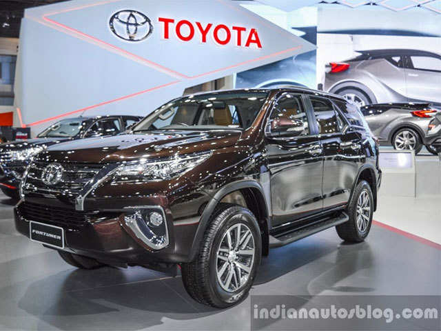 2016 Toyota Fortuner Interiors and Feature Offerings New details and  picture revealed  Indiacom