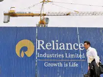 RIL shareholders' wealth gained Rs 20,000 crore as the markets gradually factored in the contribution of telecom venture towards the company's valuation. RIL shareholders' wealth gained Rs 20,000 crore as the markets gradually factored in the contribution of telecom venture towards the company's valuation.