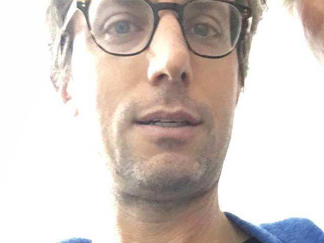 Buzzfeed founder Jonah Peretti reads NYT