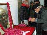 I K Gujral pays floral tribute to Basu