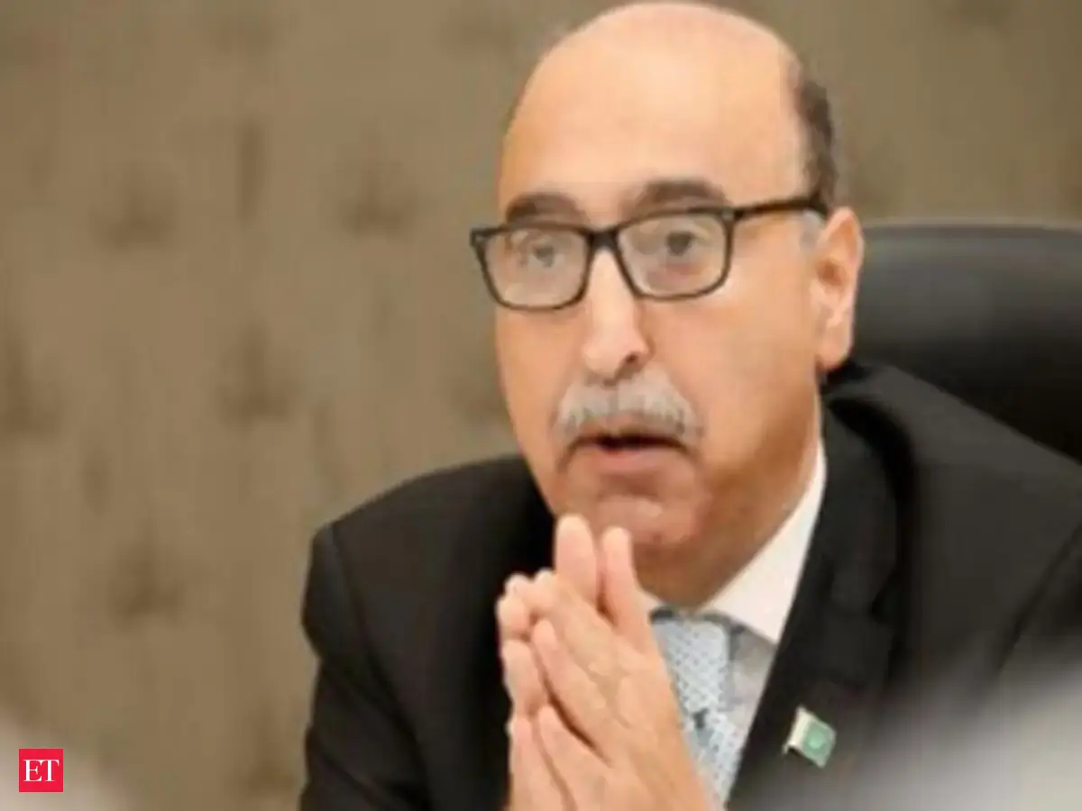 Don't expect Pak army not to have role in India policy: Abdul Basit ...