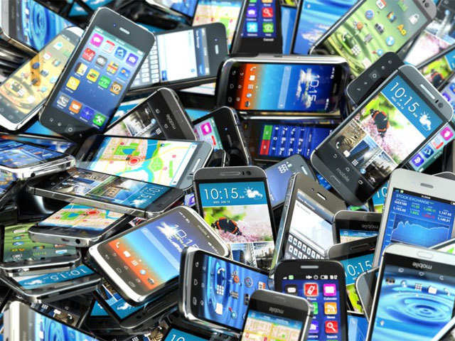10 things to do with your old smartphone
