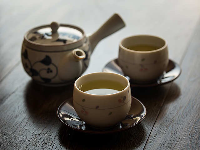 Replace your morning coffee with green tea