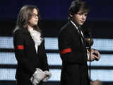 MJ's kids accept Lifetime Achievement award for him