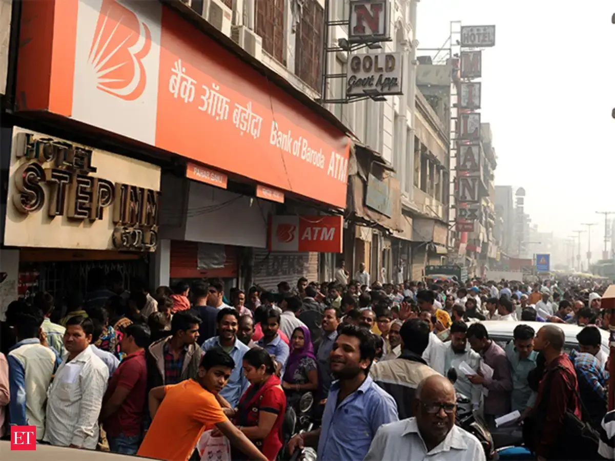 Demonetisation: India waits in long queues - New Delhi | The Economic Times