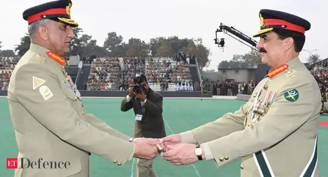 Pakistan elevates seven major generals to rank of lieutenant generals