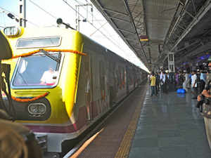 Maharashtra train